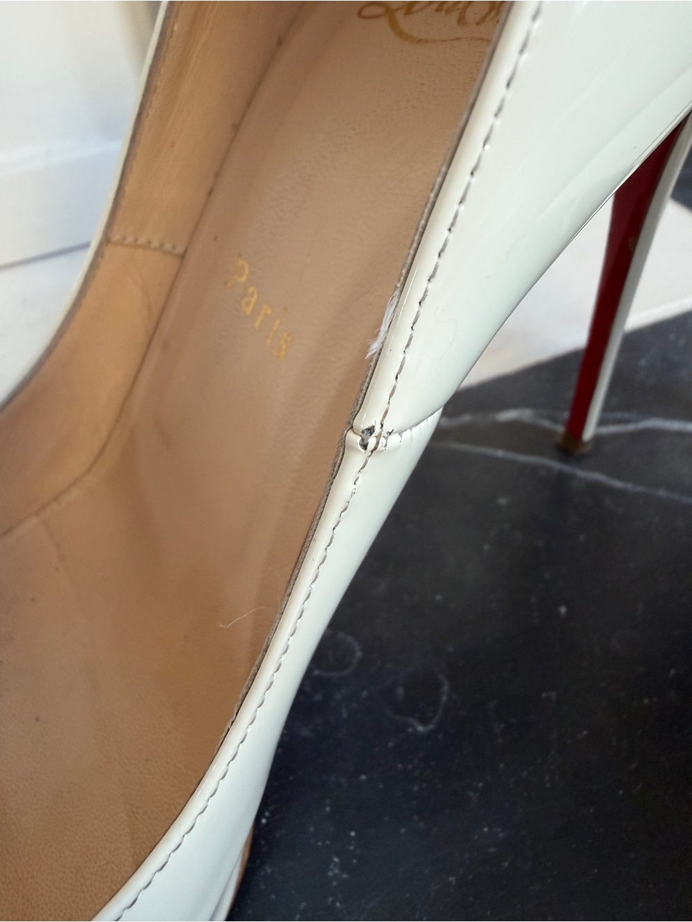 Christian Louboutin White Patent Very Prive heels EU 40 US 10 (fit like 9) - Picture 10 of 13